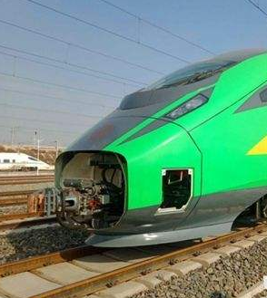 【抗擊新型冠狀病毒感染的肺炎疫情】中國鐵路蘭州局集團(tuán)停運(yùn)30.5對(duì)列車