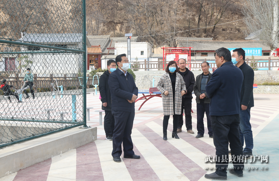 索鴻賓調(diào)研指導脫貧攻堅、鄉(xiāng)村振興等工作