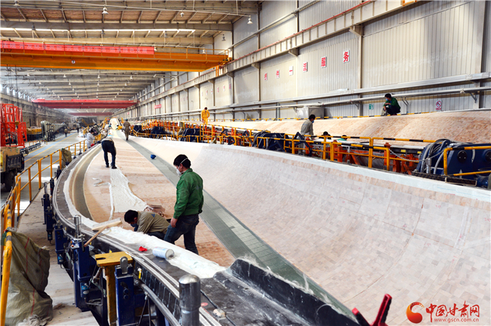 “擰緊”防控閥 打出“組合拳”——玉門市三向發(fā)力推動(dòng)疫情防控、復(fù)工復(fù)產(chǎn)、脫貧攻堅(jiān)齊頭并進(jìn)（圖）