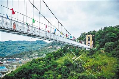 崆峒山5條美妙線路游起來！來這三座山赴暮春之約