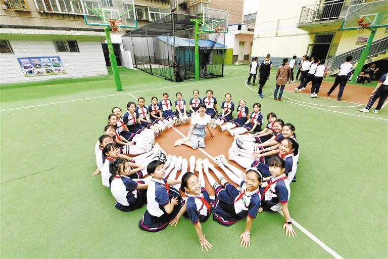 我們畢業(yè)啦！