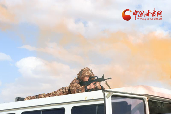 公婆泉邊境檢查站：專(zhuān)攻精練,磨礪處突反恐尖刀利刃（組圖）