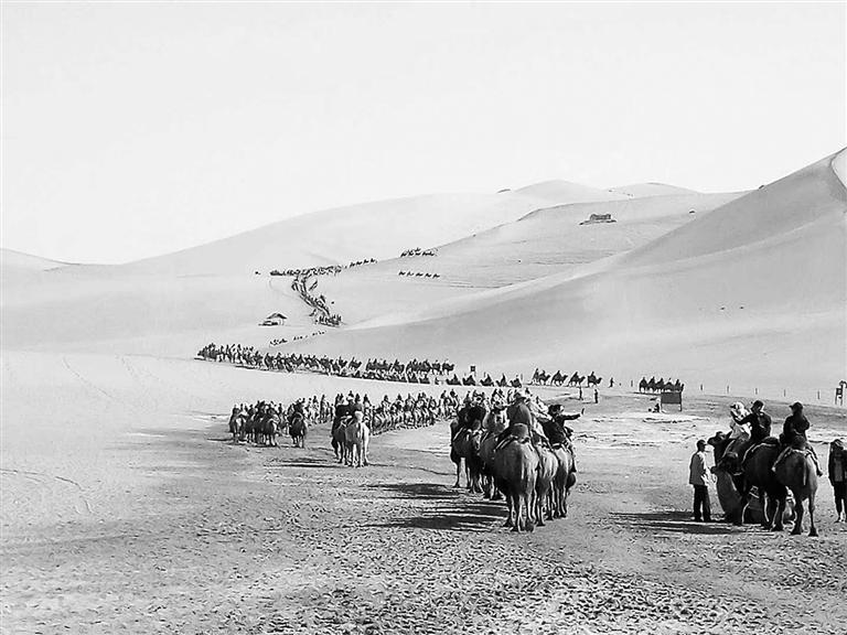 甘青大環(huán)線 不走回頭路體驗(yàn)大西北