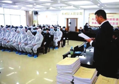 天水秦州區(qū)開審18人涉惡案 被控涉嫌敲詐勒索、尋釁滋事、開設(shè)賭場(chǎng)等