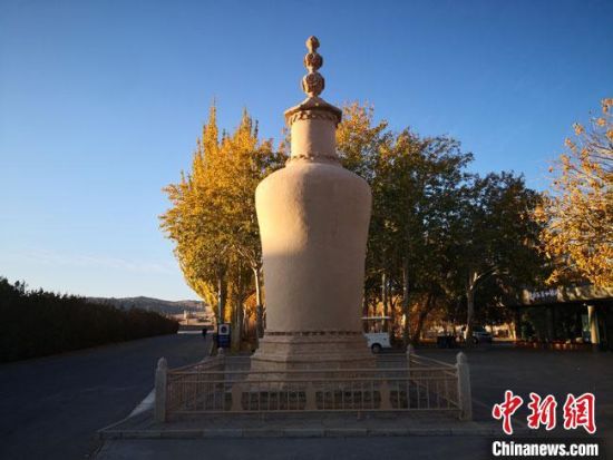 圖為2020年11月，沐浴在晨光中的莫高窟道士塔。(資料圖) 馮志軍 攝