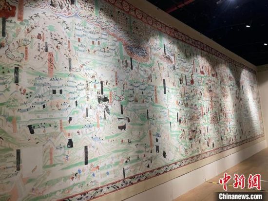 圖為展覽現(xiàn)場(chǎng)?！〗瓧顭?攝