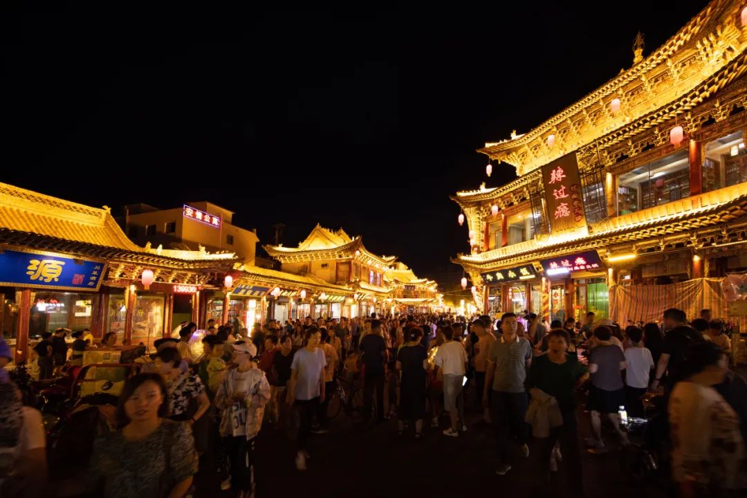 古風(fēng)、華美、浪漫、美味……現(xiàn)實版“清明上河圖”，就在這里！