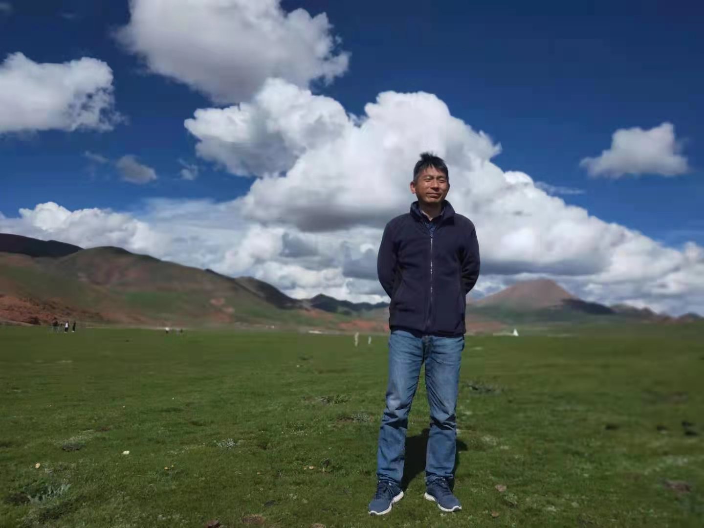 【蘭大新聞學(xué)子重走西北角】玉樹(shù)支教 孩子就是這兒的春天 ——專(zhuān)訪青海師范大學(xué)教師王祖基