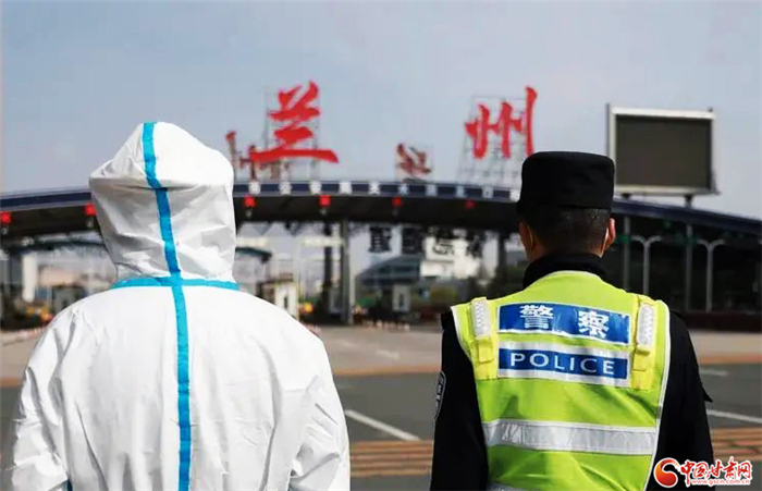 【疫情防控 甘肅在行動(dòng)】蘭州公安一線(xiàn)戰(zhàn)“疫” （組圖）