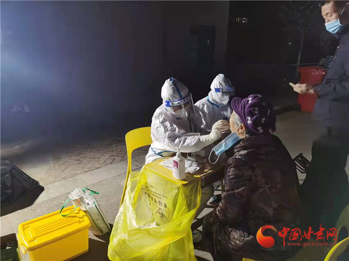 專家詳解新版新冠診療方案：為何輕型病例可以不住院了？