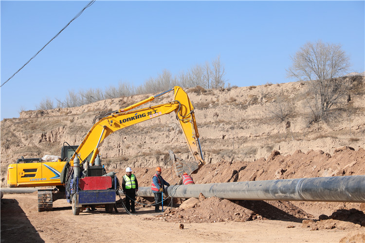 臨洮縣洮陽水廠農(nóng)村供水鞏固提升暨城區(qū)第二水源工程現(xiàn)場。_副本.jpg