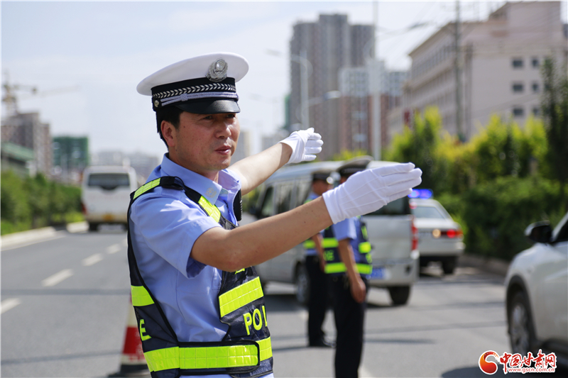 記全國公安二級英模鐘全龍