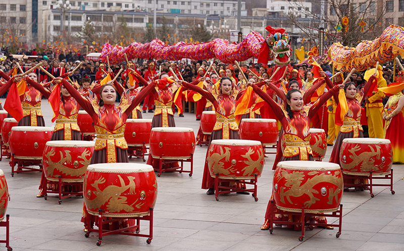 西和：社火歡騰鬧新春 傳統(tǒng)民俗韻味濃